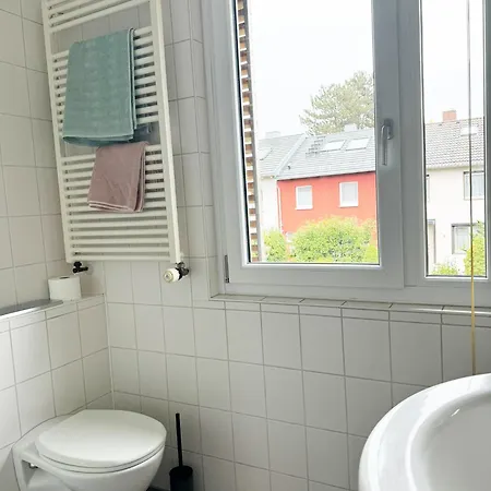 Lofthaus In Der Stadt Mit Garten דירה *