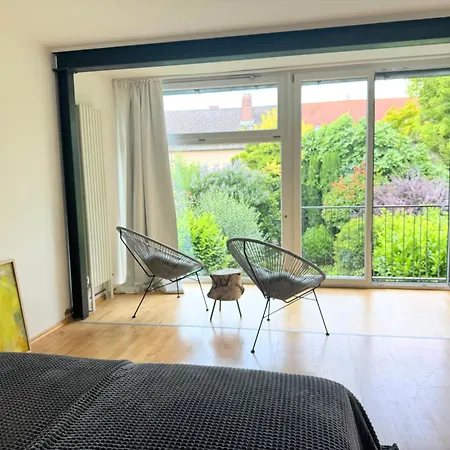 Lofthaus In Der Stadt Mit Garten מיינץ