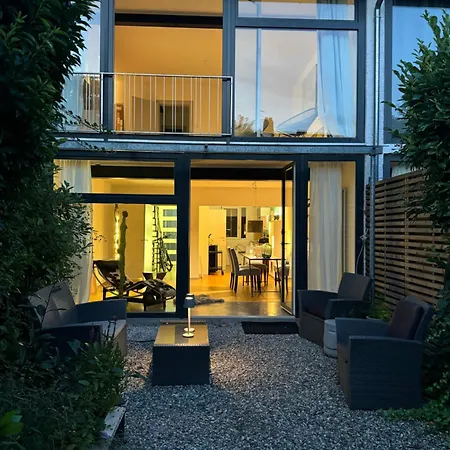 Apartment Lofthaus In Der Stadt Mit Garten